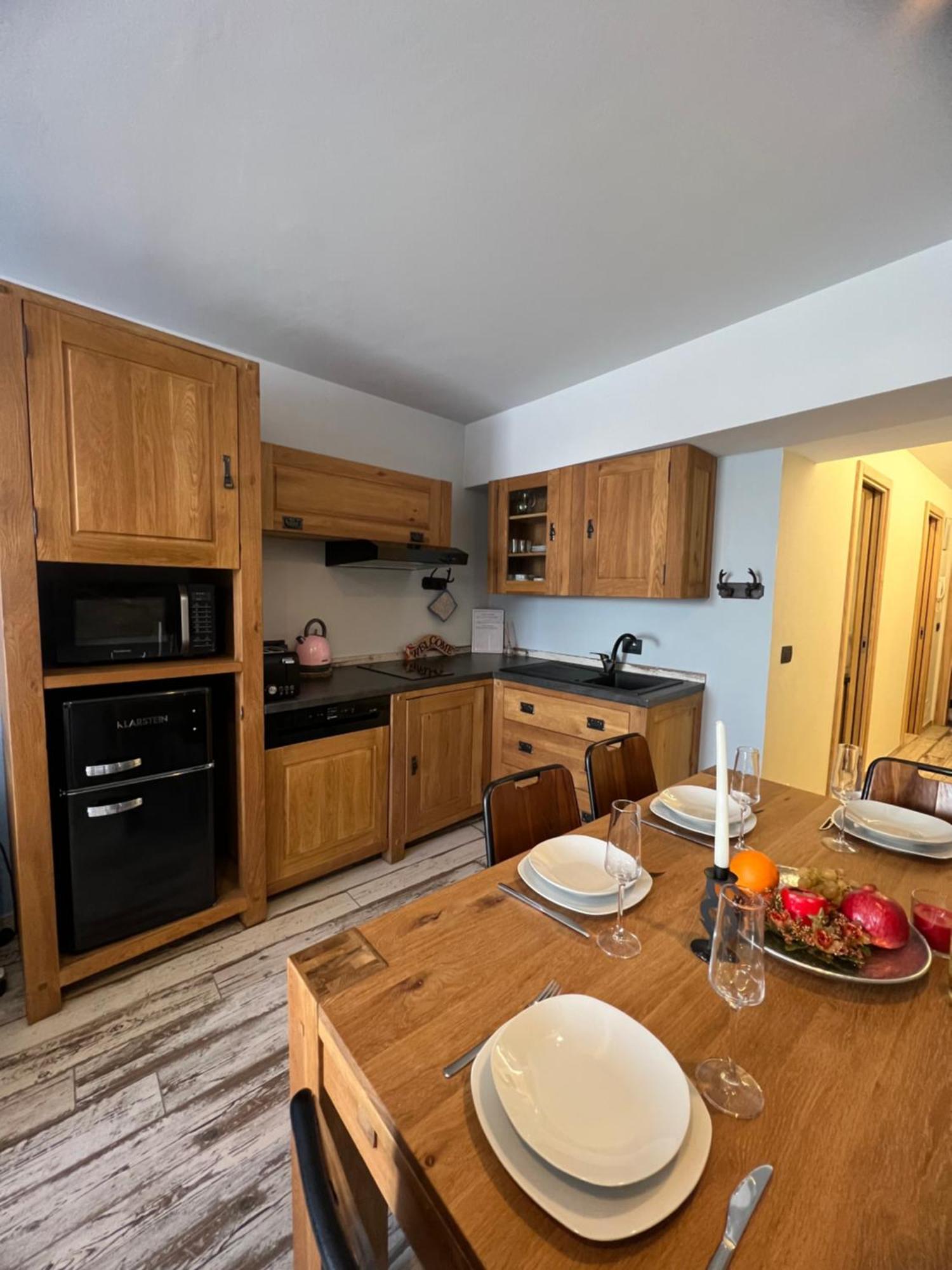 Cervinia - Matterhorn Apartments เบรยล์-แชร์วิเนีย ภายนอก รูปภาพ