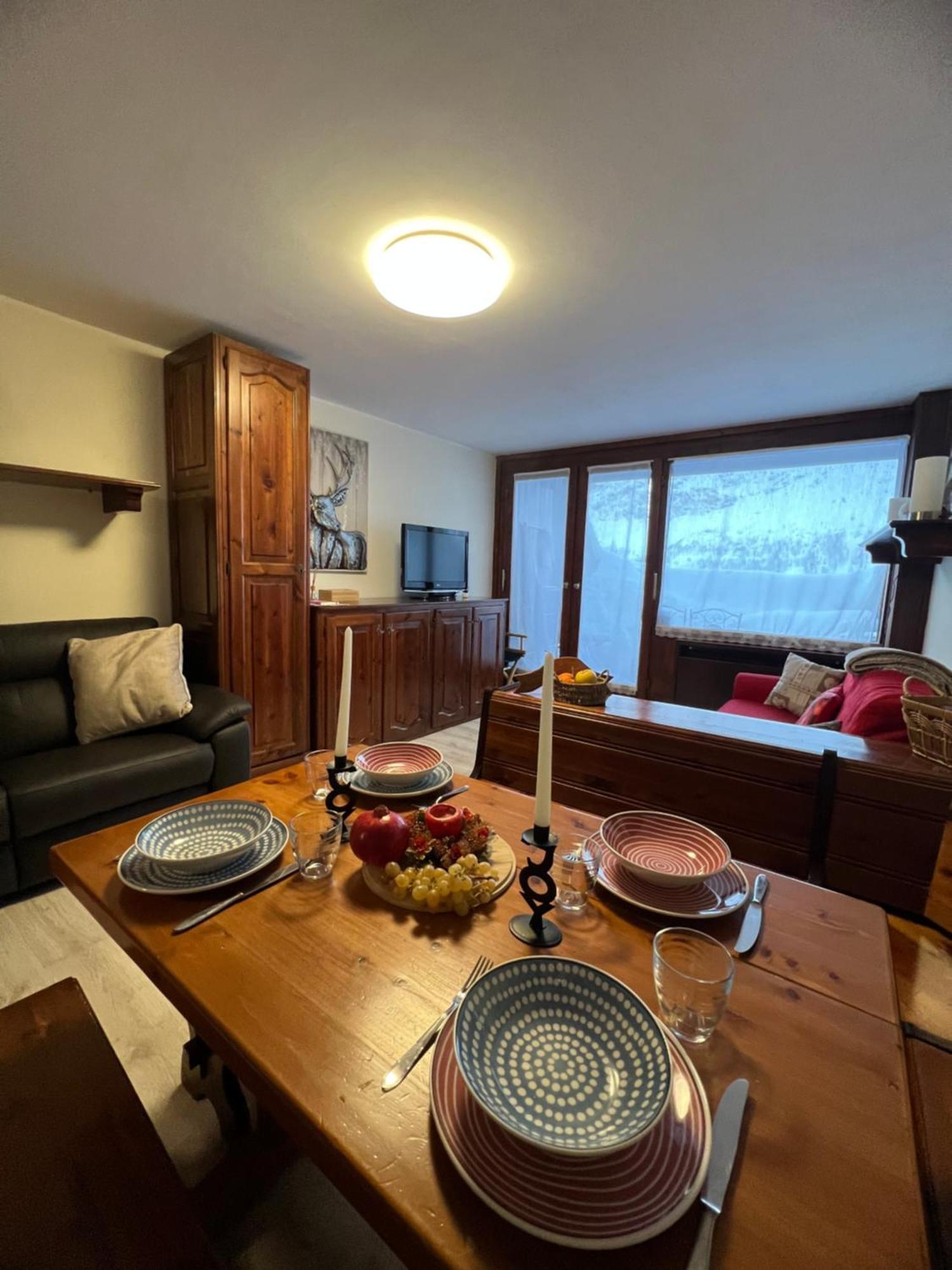 Cervinia - Matterhorn Apartments เบรยล์-แชร์วิเนีย ภายนอก รูปภาพ