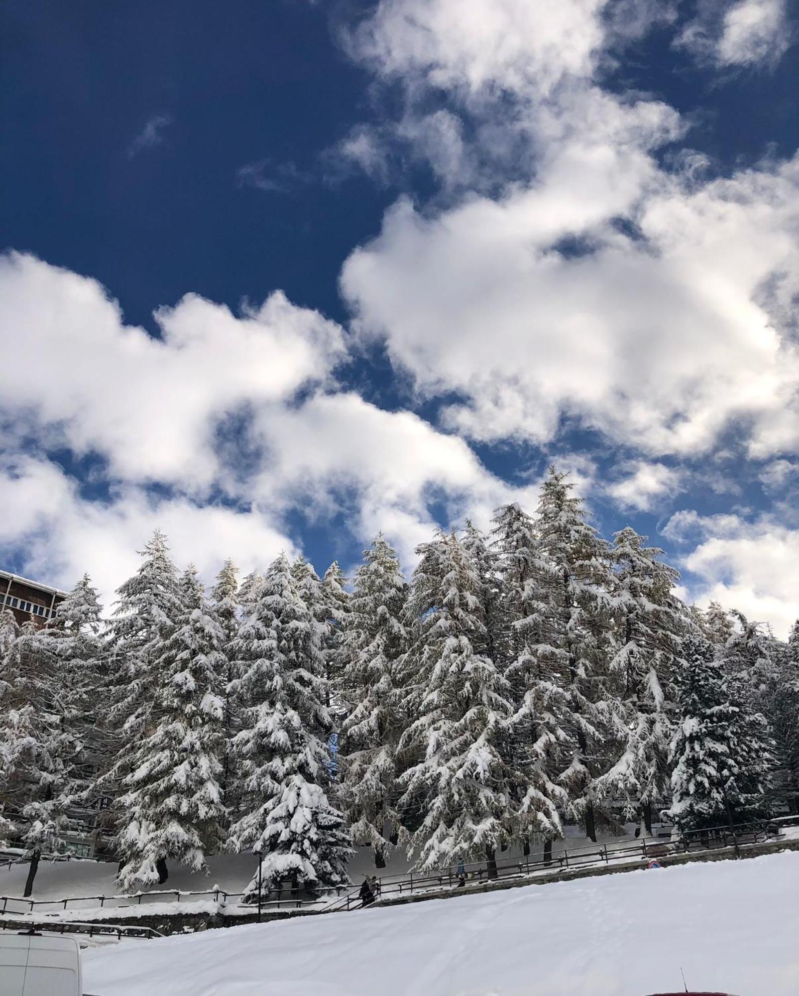 Cervinia - Matterhorn Apartments เบรยล์-แชร์วิเนีย ภายนอก รูปภาพ